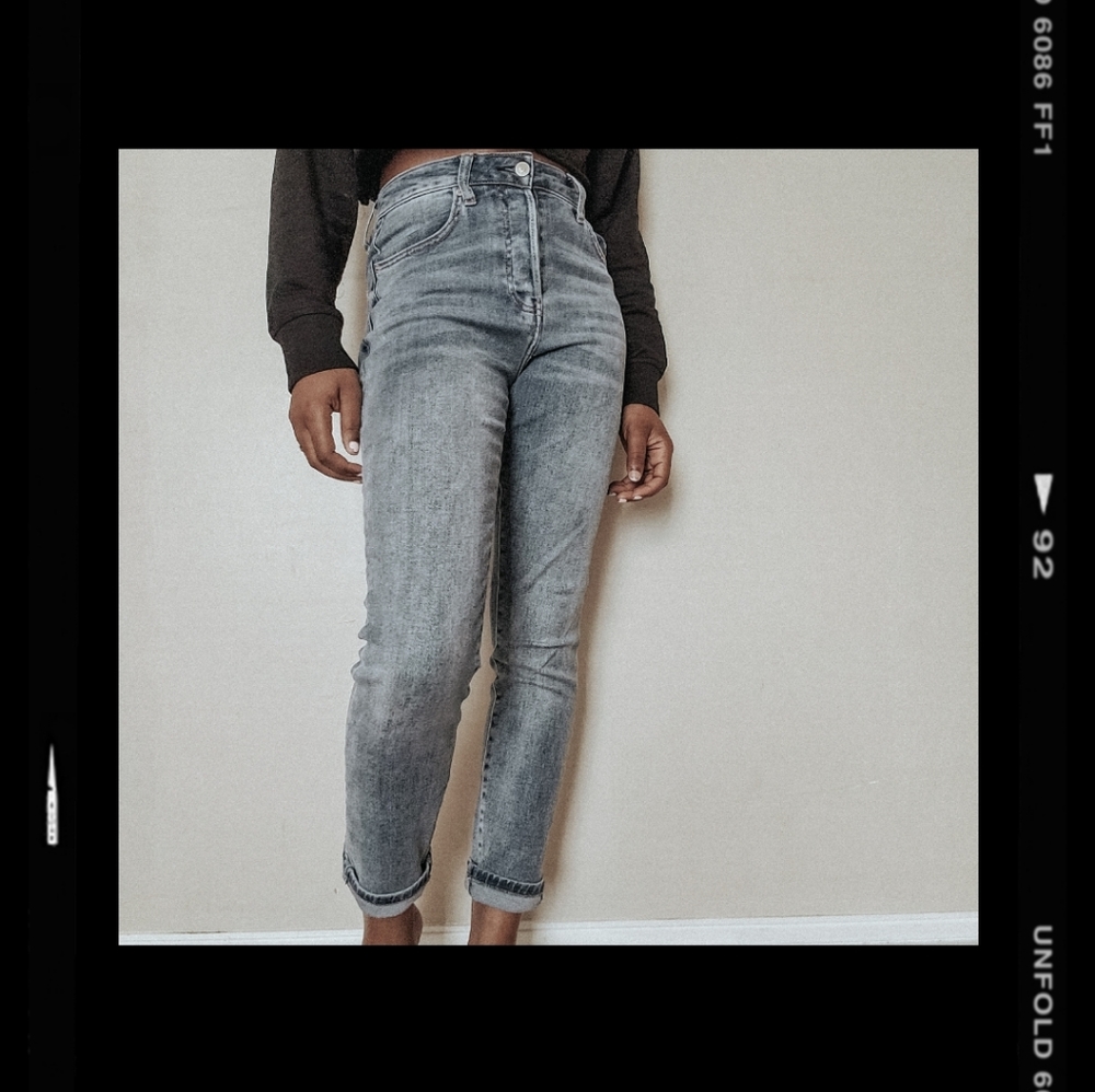 ☆ Medium Denim Mom Jeans ☆